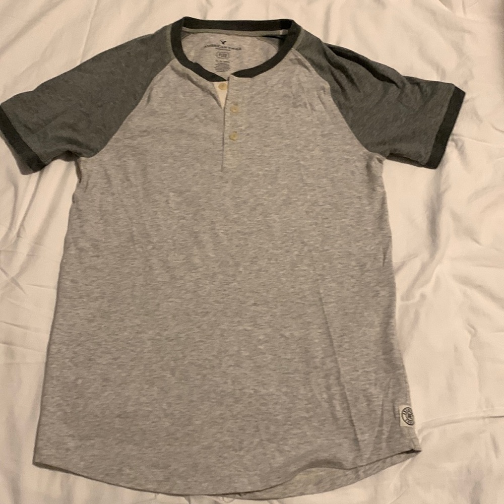 Two tone Grey-American Eagle classic Flex T-Shirt size XS